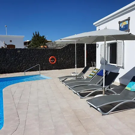 2 Bedroom Cassandra And Katrina With Private Heated Pools. Villa