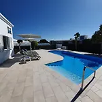 빌라 2 Bedroom Cassandra And Katrina With Private Heated Pools. 푸에르토 델 카르멘