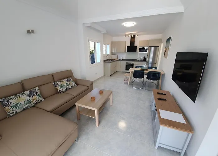 فيلة 2 Bedroom Cassandra And Katrina With Private Heated Pools. *