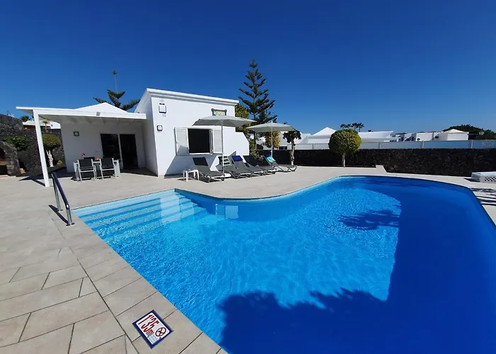 فيلة 2 Bedroom Cassandra And Katrina With Private Heated Pools.