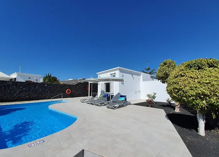 2 Bedroom Cassandra And Katrina With Private Heated Pools. *