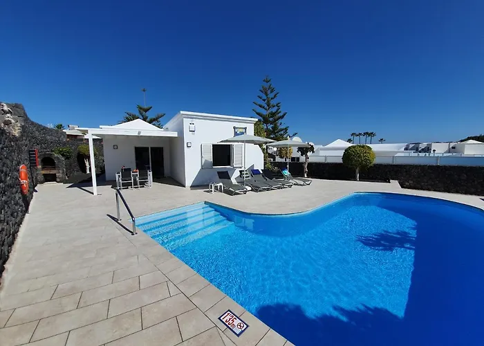 فيلة 2 Bedroom Cassandra And Katrina With Private Heated Pools.