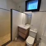 2 Bedroom Cassandra And Katrina With Private Heated Pools. Villa *