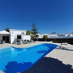 2 Bedroom Cassandra And Katrina With Private Heated Pools. * Puerto del Carmen