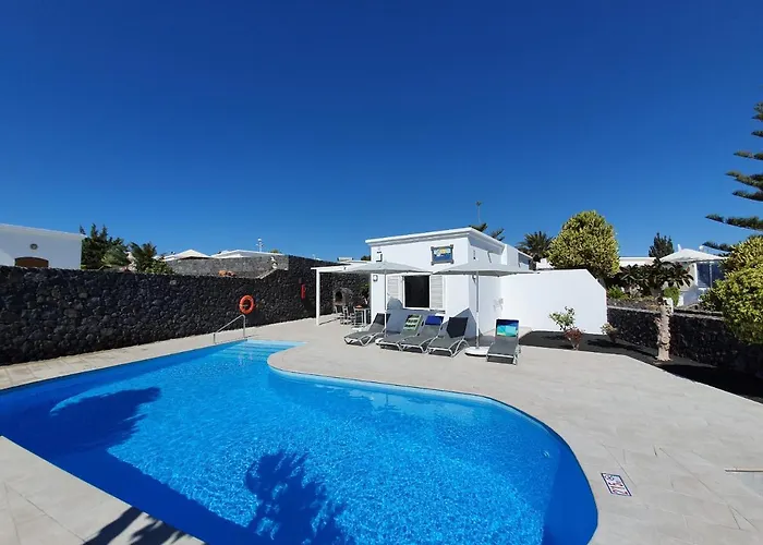 2 Bedroom Cassandra And Katrina With Private Heated Pools. 别墅 *