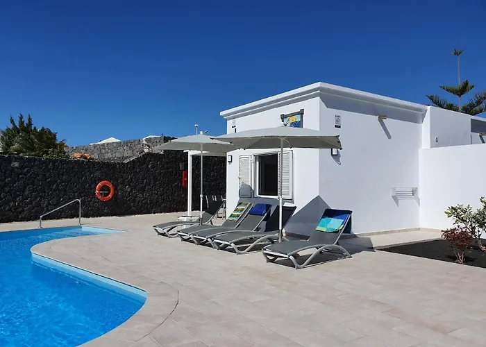 Villa 2 Bedroom Cassandra And Katrina With Private Heated Pools. *